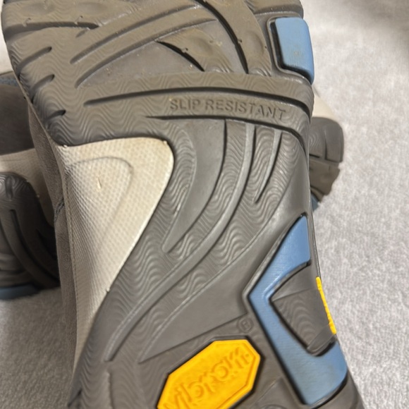 Dansko women’s leather‎ shoes size 37 US 6.5 - 7 outdoor hiking Vibram gray - Picture 12 of 14